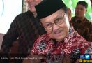 Telah Sehat, Pak Habibie Umrah - JPNN.com