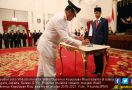 Presiden Jokowi Lantik Isdianto Sebagai Wagub Kepri - JPNN.com