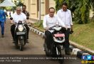 Menaker Hanif Jajal Motor Listrik Rakitan Siswa BLK Serang - JPNN.com