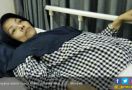 Yunita Ababil Terbaring di Rumah Sakit - JPNN.com