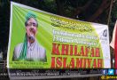 Spanduk HRS Dukung Khilafah Beredar di Depok, Ini Kata FPI - JPNN.com