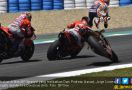 Tabrakan di MotoGP Spanyol, Lorenzo Prihatin Nasib Dovizioso - JPNN.com