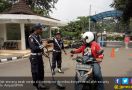 Jakarta Siaga Satu, Begini Pengamanan di Kantor Kemenpora - JPNN.com
