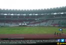 Usai Laga Persija vs Home United, Rumput SUGBK Digulung - JPNN.com