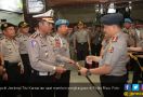 Kapolri Berikan Kenaikan Pangkat untuk Polisi Riau - JPNN.com