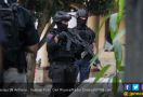 Densus 88 Membekuk Terduga Teroris yang Baru Selesai Salat Subuh di Musala - JPNN.com