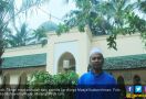 Berbentuk Masjid Nabawi, Lentera di Kampung Minoritas - JPNN.com