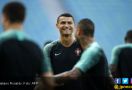Senyum, Lalu Kedipkan Mata, Ronaldo: Kami akan Pukul Spanyol - JPNN.com