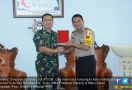 Lanal Denpasar - Satbrimob Polda Bali Mempererat Silaturahmi - JPNN.com