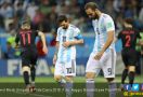 Piala Dunia 2018: Legenda Argentina Bandingkan Messi dan CR7 - JPNN.com