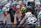Hari Pencoblosan, Korlantas Pantau TPS dengan Bersepeda - JPNN.com