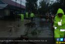 Atasi Banjir, Polda Maluku Terjunkan Brimob dan Sabhara - JPNN.com