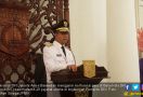 Gubernur Anies Punya Teori Konspirasi soal Ambulans Penyuplai Batu - JPNN.com