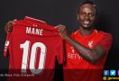 Sambil Tersenyum, Sadio Mane Pamer Nomor Baru di Liverpool - JPNN.com