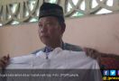 32 Tahun Mengabdi, Petugas Kebersihan Diberi Hadiah Naik Haji - JPNN.com
