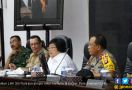 Rapatkan Barisan, Menteri Siti Pimpin Rakor Karhutla Kalbar - JPNN.com