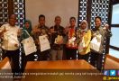 6 Bulan Tak Gajian, Guru Honorer Jepara Datangi Kemendikbud - JPNN.com