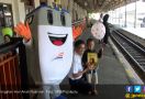 Stasiun Kereta Api Bagi Hadiah di Hari Anak Nasional - JPNN.com