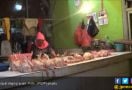 Penjual Daging Ayam Mulai Menjerit Minta Solusi - JPNN.com