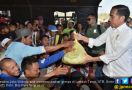 Kunjungi Lombok, Jokowi Janjikan Rp 50 Juta per Rumah Rusak - JPNN.com