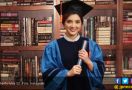 1,5 Tahun Kuliah, Ashanty Semringah Dapat Gelar S2 - JPNN.com