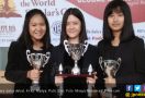 Angkat Isu Alien, Tiga Pelajar Indonesia Juara Dunia Debat - JPNN.com