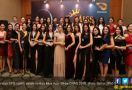 15 SPG Cantik Adu 3B Untuk Tahta Miss Auto Show - JPNN.com