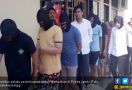 Gadis Belia Digilir 12 Pria, Direkam Lewat HP Lalu Disebar - JPNN.com