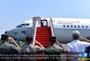 Pray for Sulteng, Jokowi Naik Pesawat TNI AU Menuju Palu - JPNN.com