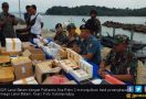 Lanal Batam Tangkap Speedboat Bermuatan 2.358 Ponsel Ilegal - JPNN.com