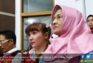 Usai Hadiri Pemakaman Ibunda, Roro Fitri Kembali Disidang - JPNN.com