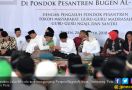 Bersilaturahmi ke Pesantren, Jokowi Bahas Isu PKI - JPNN.com