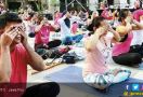 Berbagi Rasa dengan Penyintas Kanker Lewat Yoga - JPNN.com