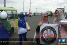 Emak-Emak Pendukung Prabowo-Sandi Berkeliling Indonesia - JPNN.com