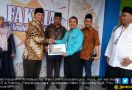 HNW Uji Kemampuan Guru & Murid SDIT Ar Rahman Soal UUD 1945 - JPNN.com