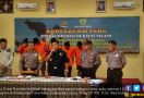 Petugas Bea Cukai Temukan Narkotika di Dalam Kasur Busa - JPNN.com