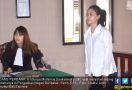 Pakai Sabu-sabu Bareng Pacar, Si Cantik Fitri Mulai Diadili - JPNN.com