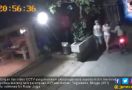 Aksi Peremas Payudara Cewek Bule Terekam CCTV - JPNN.com