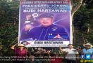 Caleg Partai Pak SBY Pajang Baliho Bergambar Presiden Jokowi - JPNN.com
