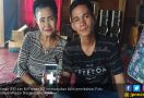 Baru Kenal Seminggu, Pria 22 Tahun Nikahi Nenek 4 Cucu - JPNN.com