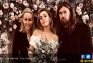 Miley Cyrus Menikah, Video The Last Song Diserbu Fan - JPNN.com
