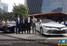 Toyota Camry Terbaru Resmi Mengaspal, Hampir Rp 1 Miliar - JPNN.com