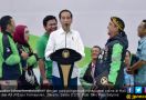 Lihat tuh, Jokowi Akrab dengan Pengemudi Transportasi Online - JPNN.com