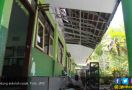 Baru Direnovasi 2014, Bangunan Sekolah Sudah Rusak Lagi - JPNN.com