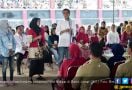 Jokowi Pengin Peserta Program Mekaar Segera Naik Kelas - JPNN.com