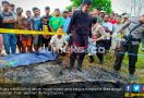 Heboh Mayat Hangus Terbakar di Atas Springbed, Lehernya Dijerat Kawat - JPNN.com