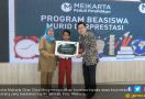 Meikarta Beri Beasiswa Kepada Siswa Berprestasi di Cikarang - JPNN.com