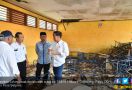 Jokowi Pastikan SMPN 1 Muara Gembong Segera Direnovasi - JPNN.com