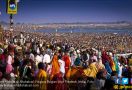 Jutaan Warga India Cuci Dosa di Sungai Suci - JPNN.com