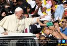 Paus Fransiskus Pimpin Misa Publik Pertama di Uni Emirat Arab - JPNN.com